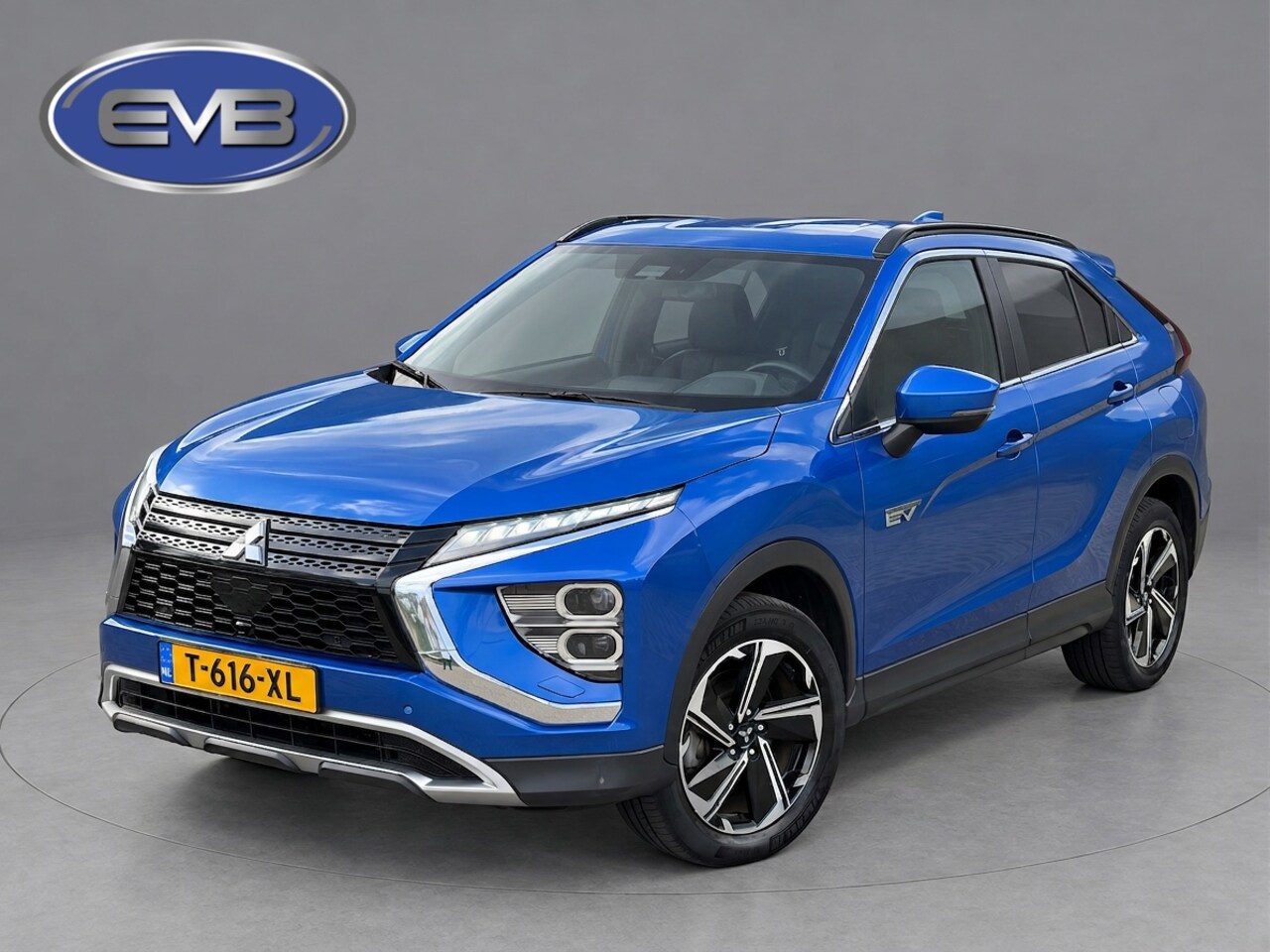 Mitsubishi Eclipse Cross - 2.4 PHEV Intense+ 2.4 PHEV Intense+, trekhaak, stoelverwarming, achteruitrijcamera, vele opties - AutoWereld.nl