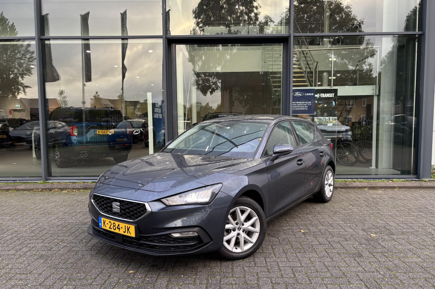 SEAT Leon - 1.0 TSI Reference | Cruise Control | PDC | Digital Dashboard | Navigatie | Carplay - AutoWereld.nl