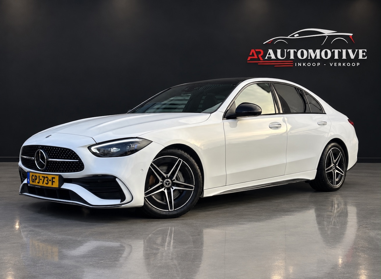 Mercedes-Benz C-klasse - 300 4MATIC AMG Line / Panorama / 360 / Stoelverwarming - AutoWereld.nl