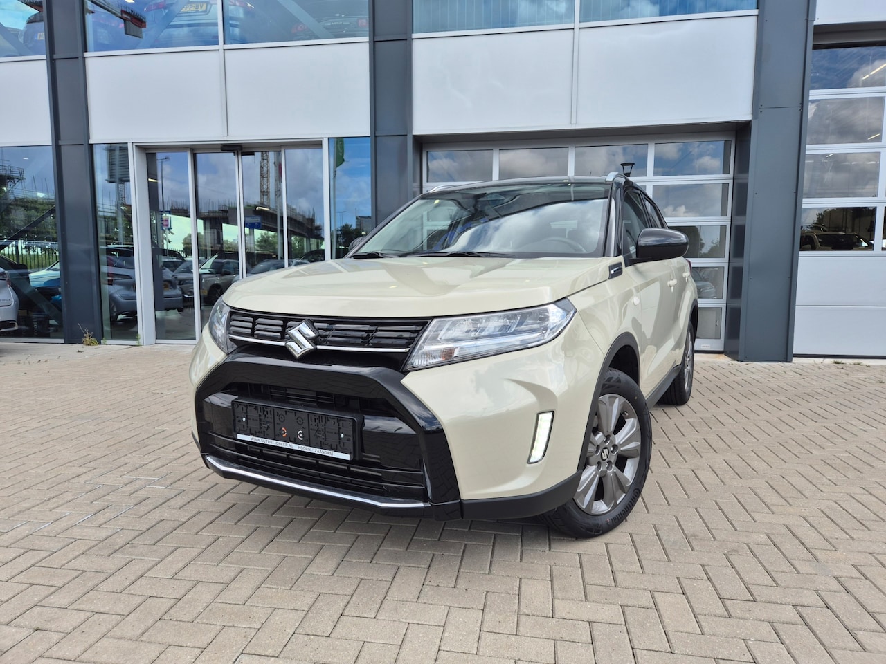 Suzuki Vitara - 1.4 Boosterjet Select Hybrid Automaat - AutoWereld.nl