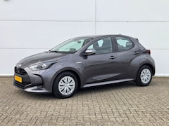 Toyota Yaris - 1.5 Hybrid Active DAB / Airco (automatisch) / Hill hold