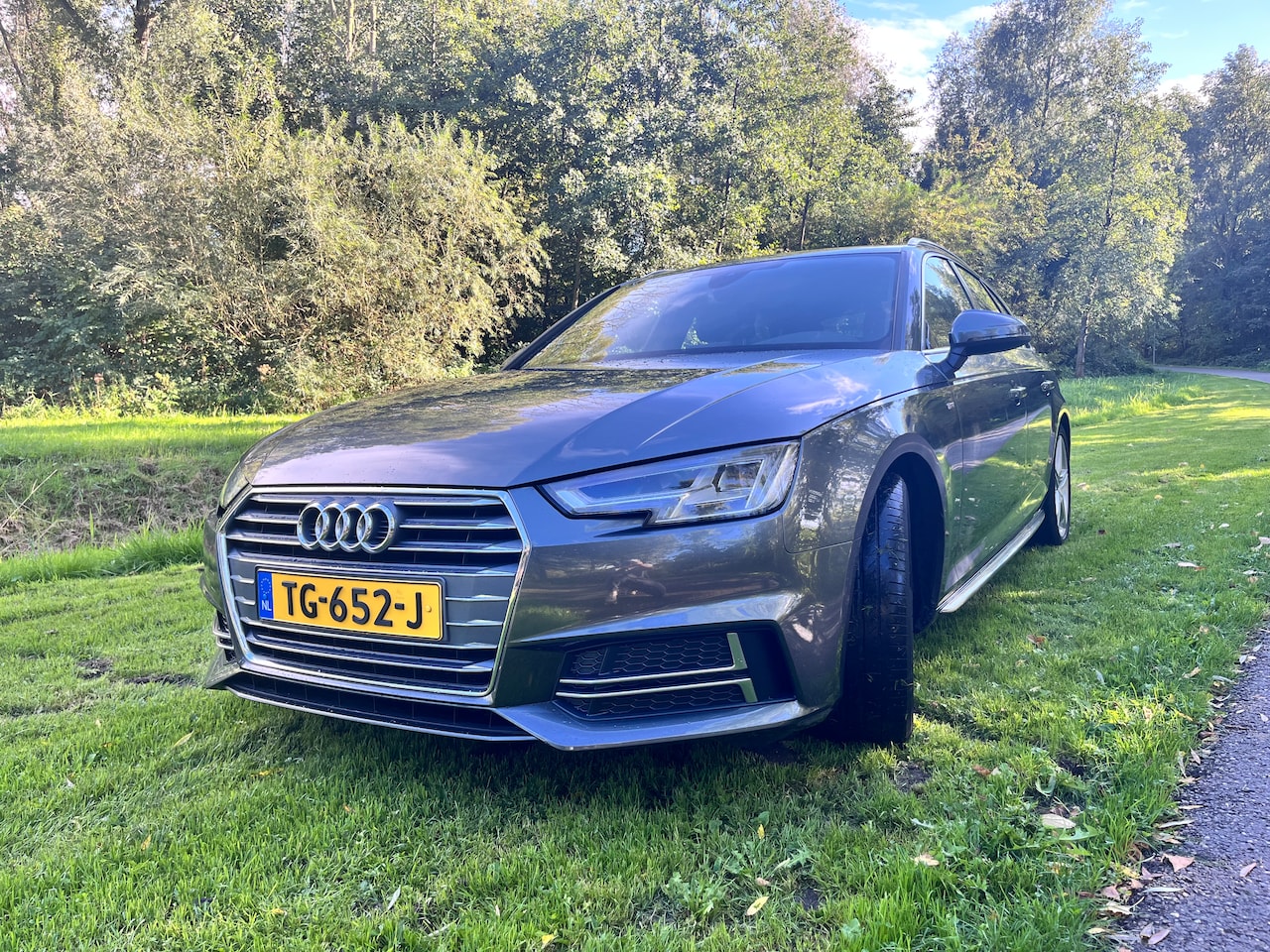 Audi A4 Avant - 1.4 TFSI Sport S line Edition 3x S-line (interieur, exterieur en sportonderstel), Daytona Grijs metallic, S tronic autom - AutoWereld.nl
