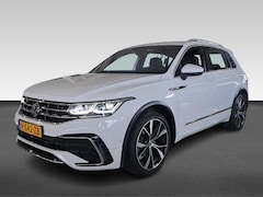 Volkswagen Tiguan - 1.5 TSI R-Line Business+ | Achteruitrijcamera | Airco (automatisch) | App-Connect incl. Ap