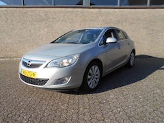 Opel Astra - 1.6 16V 5DRS HB