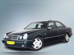 Mercedes-Benz E-klasse - 230 Avantgarde VOOR DE LIEFHEBBER / Airco / Schuifdak