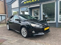 Ford Focus - 1.6 EcoBoost / ST - LINE / NAVI / ACHTERUITRIJ CAMERA / PDC