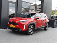 Toyota Yaris Cross - 1.5 Hybrid Business Plus (Navigatie, Keyless, Camera, AdaptiveCruise, Stoel/stuurverwarmin