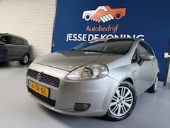 Fiat Grande Punto - 1.4-16V Ed. Lusso / bj.2008 / kleur: grijs / Airco / Sportvelgen / APK tot 06/2027 en NAP