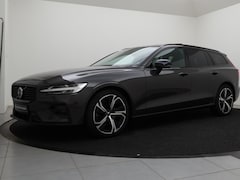 Volvo V60 - B4 AUT(7) PLUS DARK SCHUIFDAK HARMAN KARDON TREKHAAK STOELVENTILATIE