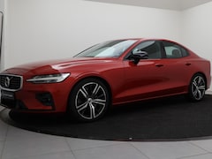 Volvo S60 - T5 AUT(8) INTRO EDITION STANDKACHEL HARMAN KARDON 19INCH ACC BLIS KEYLESS