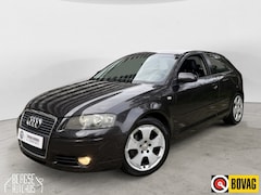 Audi A3 - 2.0 FSI Attraction S-Line Clima Trekhaak Lmv