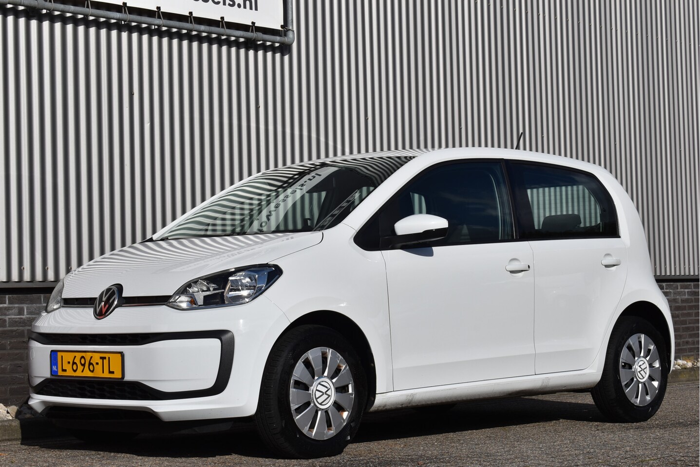 Volkswagen Up! - 1.0 Airco, 5-drs - AutoWereld.nl