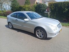 Mercedes-Benz C-klasse Sportcoupé - 180 K. Amice