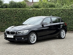 BMW 1-serie - 118i | Sport Line | Harman/Kardon | Apple CarPlay | M-Sportstuur | Navi. Prof