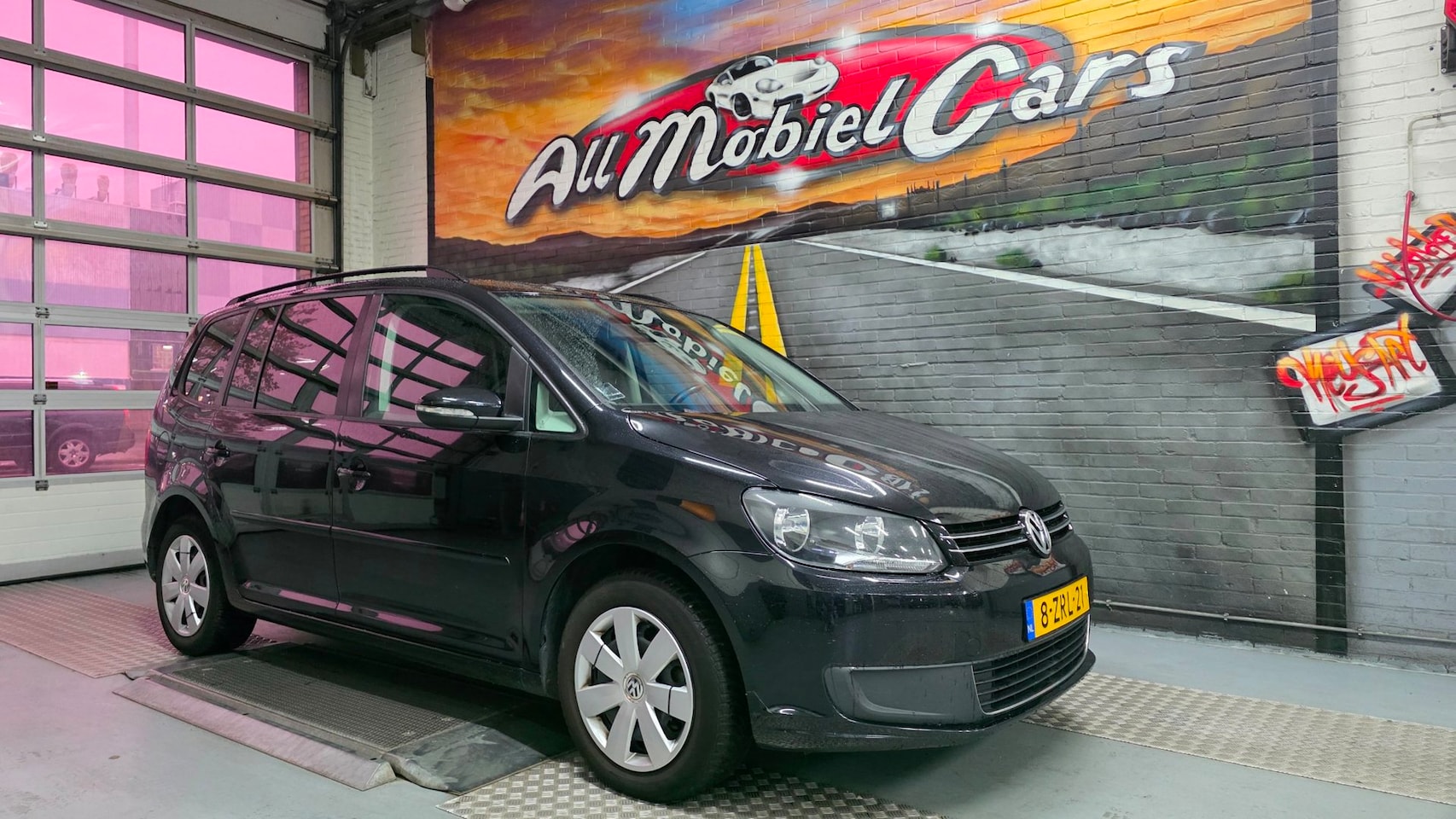 Volkswagen Touran - 2.0 TDI Comfortline BlueMotion 7p. 2.0 TDI Comfortline BlueMotion 7 Persoons | DSG - AutoWereld.nl