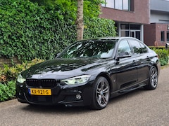 BMW 3-serie - 330e M Sport Apple CarPlay Adaptieve Cruise Control Elek. Stoelen NAP TOP onderhouden 330e