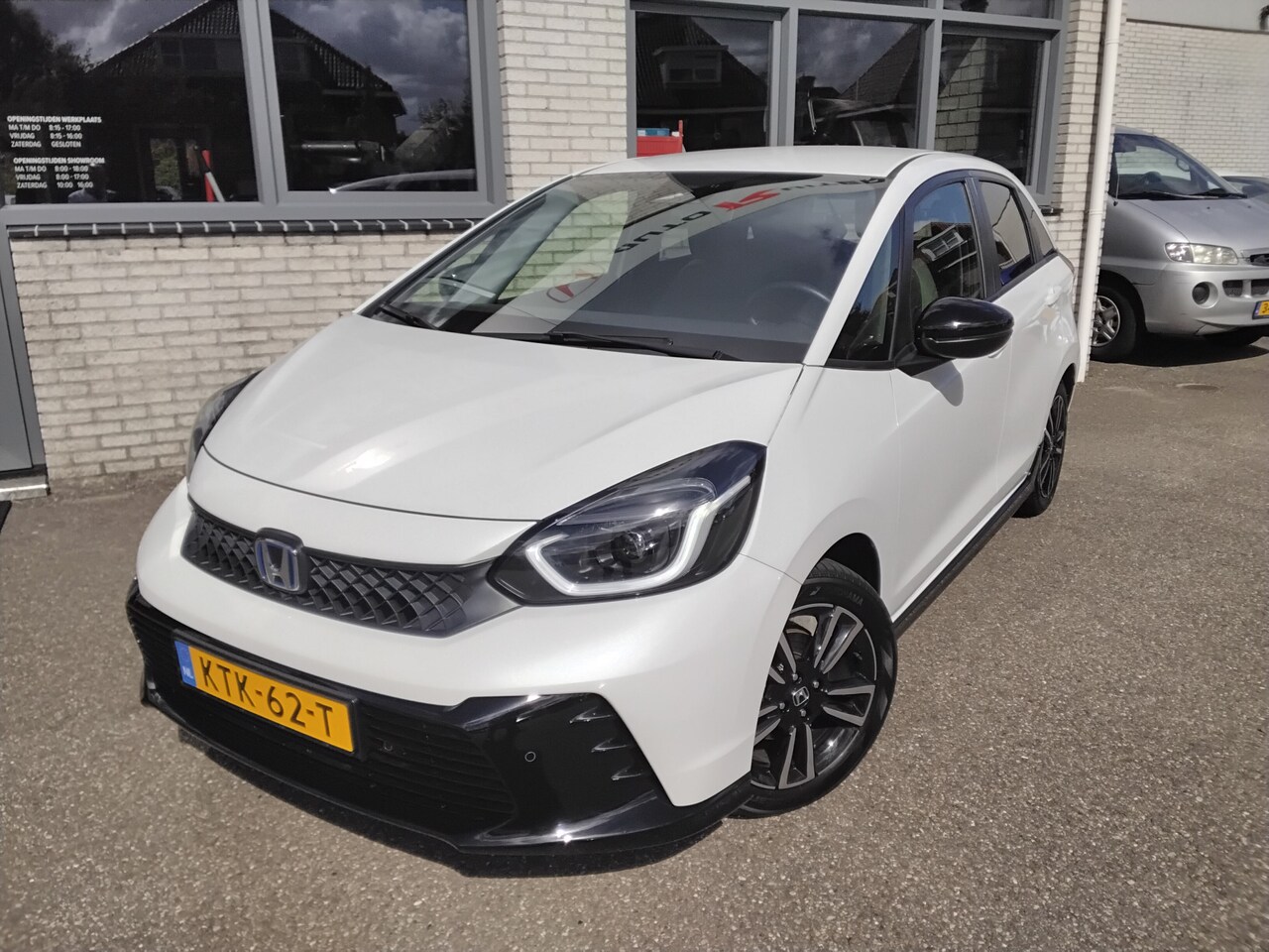 Honda Jazz - 1.5 e:HEV Advance Sport *blindspot*spoilers* - AutoWereld.nl