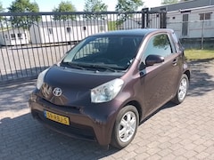 Toyota iQ - 1.0 VVTi Comfort