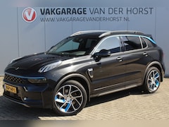 Lynk & Co 01 - 1.5-180pk. Slechts 25.000km Trekgewicht 1.800kg Uiterst nette wagen Autm. airco dual, trek