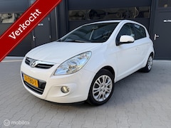 Hyundai i20 - 1.2i i-Motion Airco I 2e Eig I Weinig KM I NAP