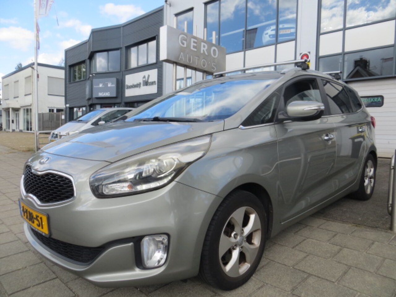 Kia Carens - 1.6 GDi Business Pack nl-auto ,7 persoons airco ecc etc - AutoWereld.nl