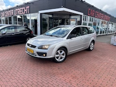 Ford Focus Wagon - 1.8-16V Amb. FlexiF