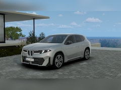BMW iX3 - 40 eDrive M Sport / Panoramadak / M Sportstoelen / 3D Head-Up / Harman Kardon / Parking As