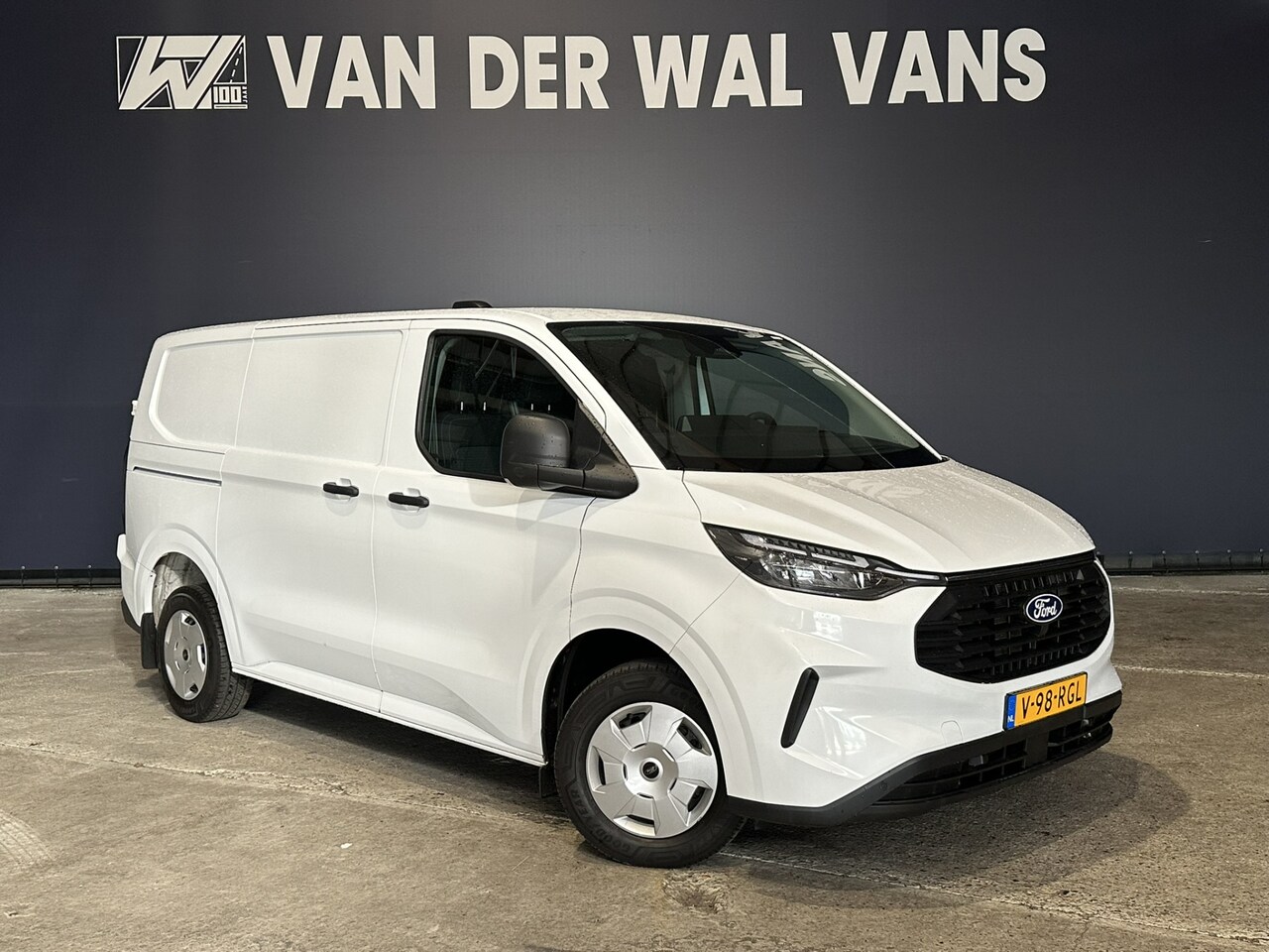 Ford Transit Custom - 2.0 TDCI 136pk Automaat AWD 4x4 L1H1 Euro6 Airco | Camera | LED | Apple Carplay | Cruiseco - AutoWereld.nl