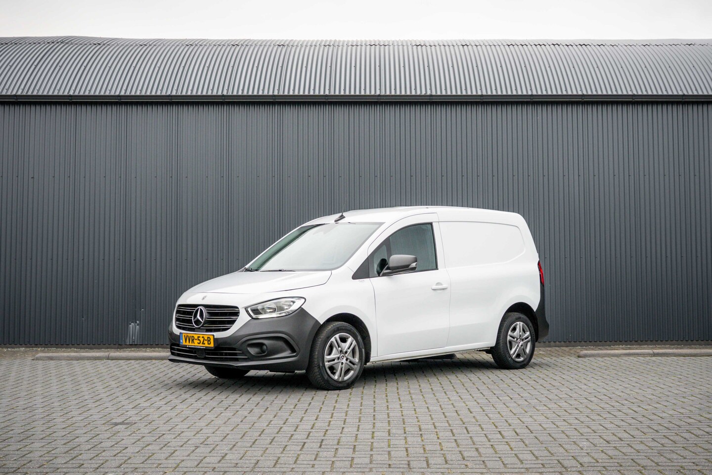 Mercedes-Benz Citan - 108 CDI L1 Pro | LED | 1e Eigenaar | Camera | Carplay | Cruise | Airco - AutoWereld.nl