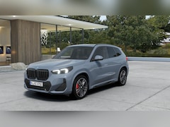 BMW X1 - xDrive25e M Sport Automaat / Trekhaak / Panoramadak / Sportstoelen / Comfort Access / Adap