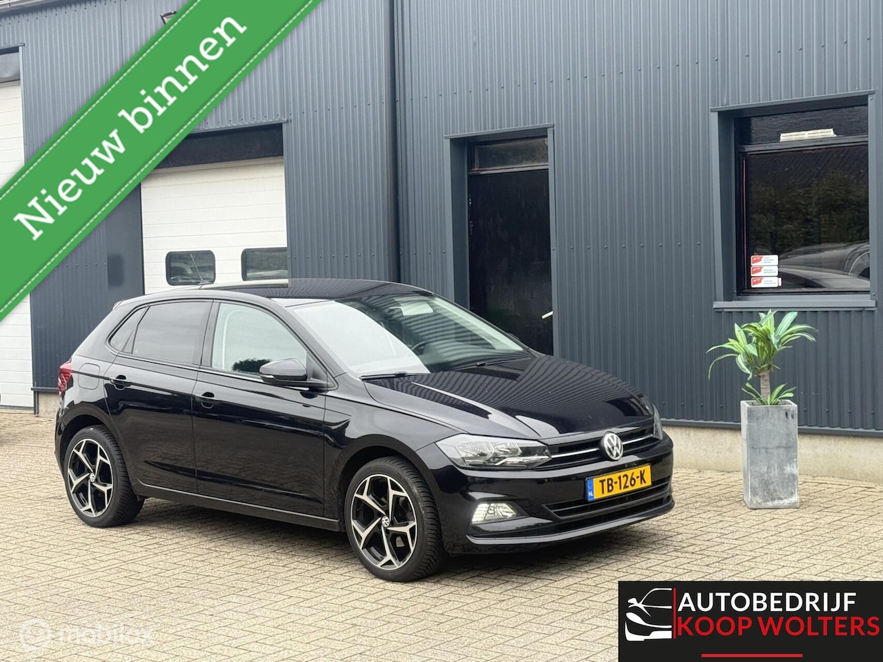 Volkswagen Polo - 1.6 TDI Comfortline 2018 NAVI LED - AutoWereld.nl