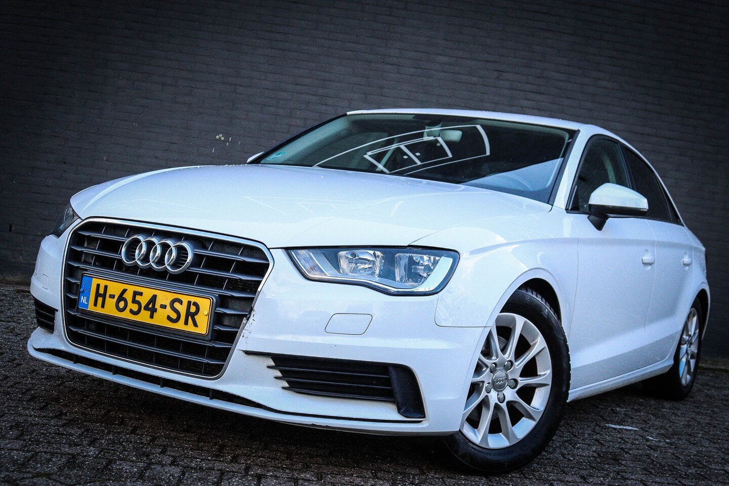 Audi A3 Limousine - 1.4 TFSI Ambition Net binnen-Nu al te bezichtigen - AutoWereld.nl