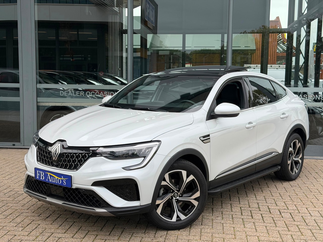 Renault Arkana - TCe Hybride 140 Tech Airco Lmv Navi Camera Pano Cruise - AutoWereld.nl