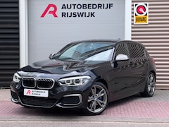 BMW 1-serie - M135i xDrive Xenon/Keyless/Stoelverwarming