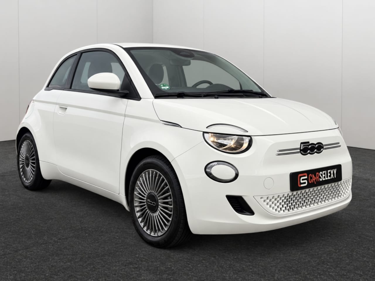 Fiat 500 - Icon 42 kWh | SOH 96% | Carplay | Climate Control | Cruise Control | Navigatie | DAB - AutoWereld.nl