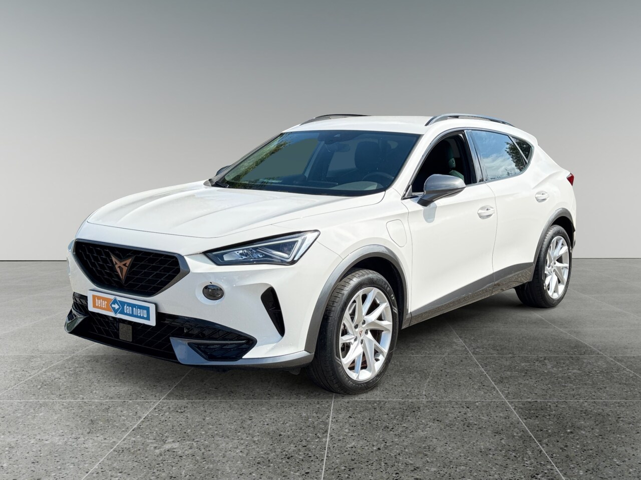 CUPRA Formentor - 1.4 204pk e-Hybrid Business Verwarmbaar stuurwiel | Parkeersensoren achter | Keyless entry - AutoWereld.nl