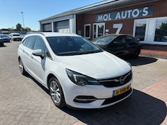 Opel Astra Sports Tourer - 1.5 CDTI Business Edition , APK 09-2027 , Navi , Stoelverwarming