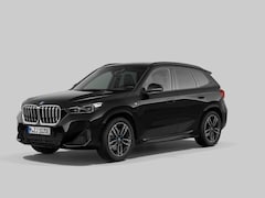 BMW X1 - xDrive25e M-Sport | Panoramadak | Harman Kardon | Massage