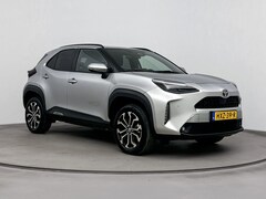 Toyota Yaris Cross - 1.5 Hybrid 115 Dynamic | Dodehoek detectie | Parkeersensoren voor/achter | Apple Carplay /