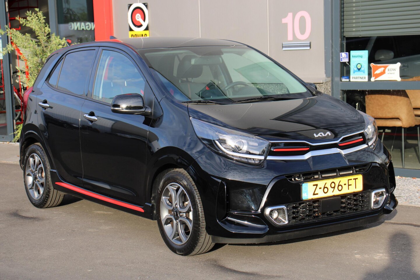 Kia Picanto - 1.0 DPi GT-Line 12DKM, CARPLAY, LEER - AutoWereld.nl