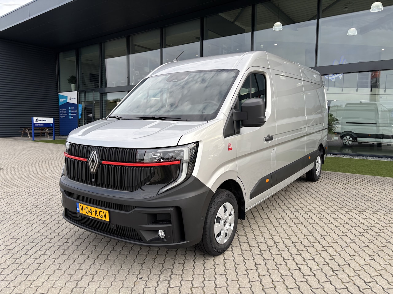 Renault Master - 150 L3H2 Trekhaak + Carplay - AutoWereld.nl