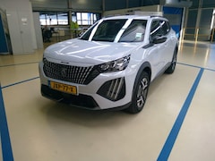 Peugeot 2008 - 1.2 Hybrid 145 Allure 8 Jaar garantie | Navigatie | Clima | Cruise | 17'' LMV | Keyless St