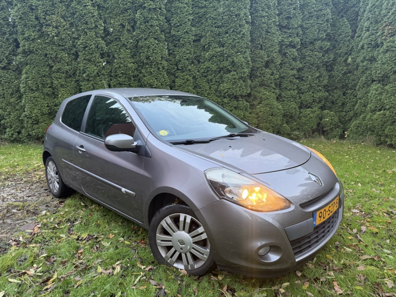 Renault Clio - 1.5 dCi Night&Day Navi|BT|Sensor|Cruise|Clima|Leer - AutoWereld.nl