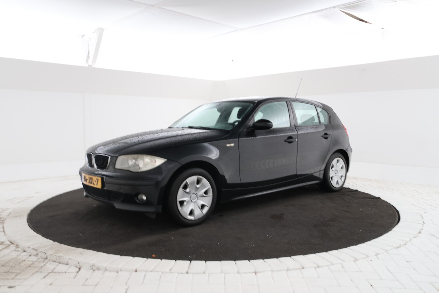BMW 1-serie - 116i Audio Airco 5 deurs - AutoWereld.nl