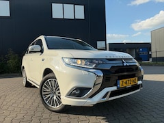 Mitsubishi Outlander - 2.4 PHEV Intense