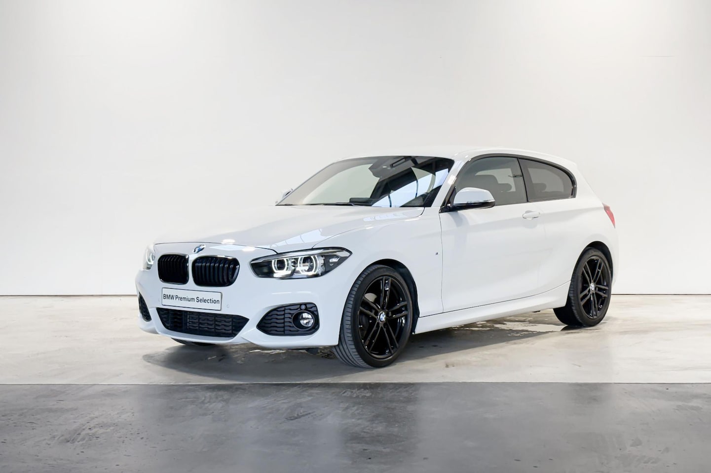 BMW 1-serie - 3-deurs 118i Steptronic Edition - AutoWereld.nl
