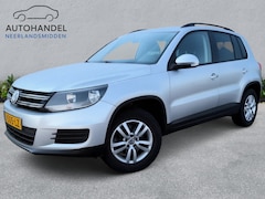 Volkswagen Tiguan - 1.4 TSI panoramadak airco trekhaak camera