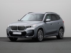 BMW X1 - sDrive18i | Achteruitrijcamera | M Sportpakket | DAB-Tuner | M Adaptief Onderstel | Extra