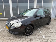 Volkswagen Polo - 1.4-16V Sportline 5-deurs/airco/
