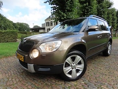 Skoda Yeti - 1.2 TSI Elegance Ecc Cruisecontrol Panoramadak Pdc Lm Velgen Dakrails Trekhaak*Apk t/m 20